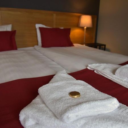 קריסטינהאמן City Hotel מראה חיצוני תמונה
