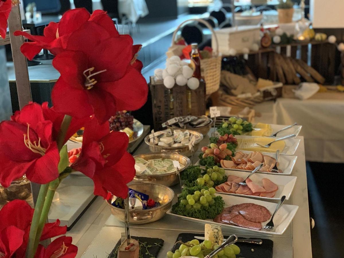 קריסטינהאמן City Hotel מראה חיצוני תמונה