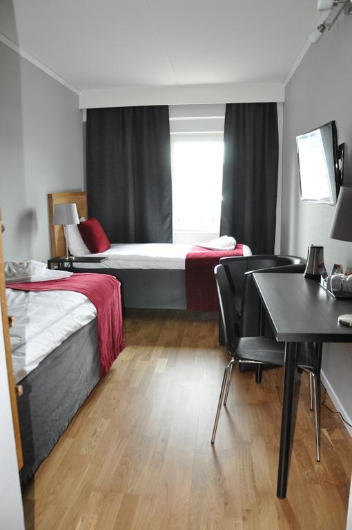קריסטינהאמן City Hotel מראה חיצוני תמונה